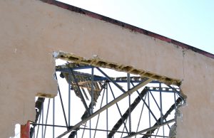 Downtown mainstay comes down in Murfreesboro