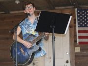 American Idol contestant performs in Mount Ida