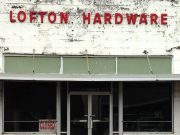 Dierks hardware owner closes door for last time