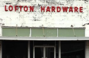 Dierks hardware owner closes door for last time