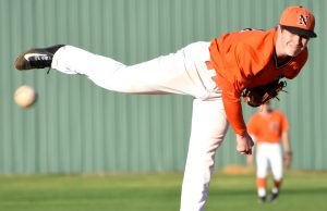 Scrappers down Genoa