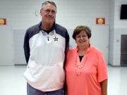 Nashville coach retires to Texas