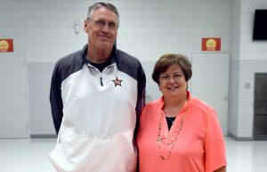 Nashville coach retires to Texas