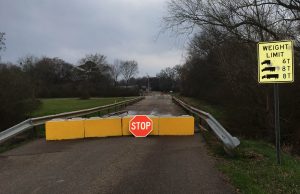 Collins Road bridge over Mine Creek deteriorating, now closed