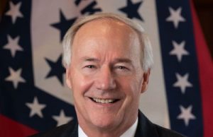 Governor Hutchinson featured speaker at Feb 28 Murfreesboro Chamber banquet