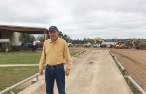 Landfill director set to retire