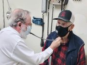 Retiring doctor sees last patient