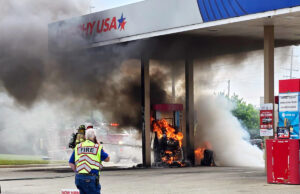 Fire closes Murphy USA pumps