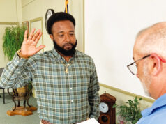 Oath for new Nashville alderman