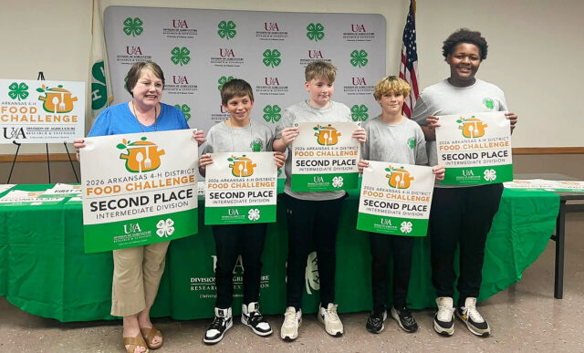 Intermediate Division Food Challenge - Kris Boulton Assistant District Director LRSO, Guy Cooper Kroll, Kutner Reeder, Brayden Worthen, and JL Sorrells
